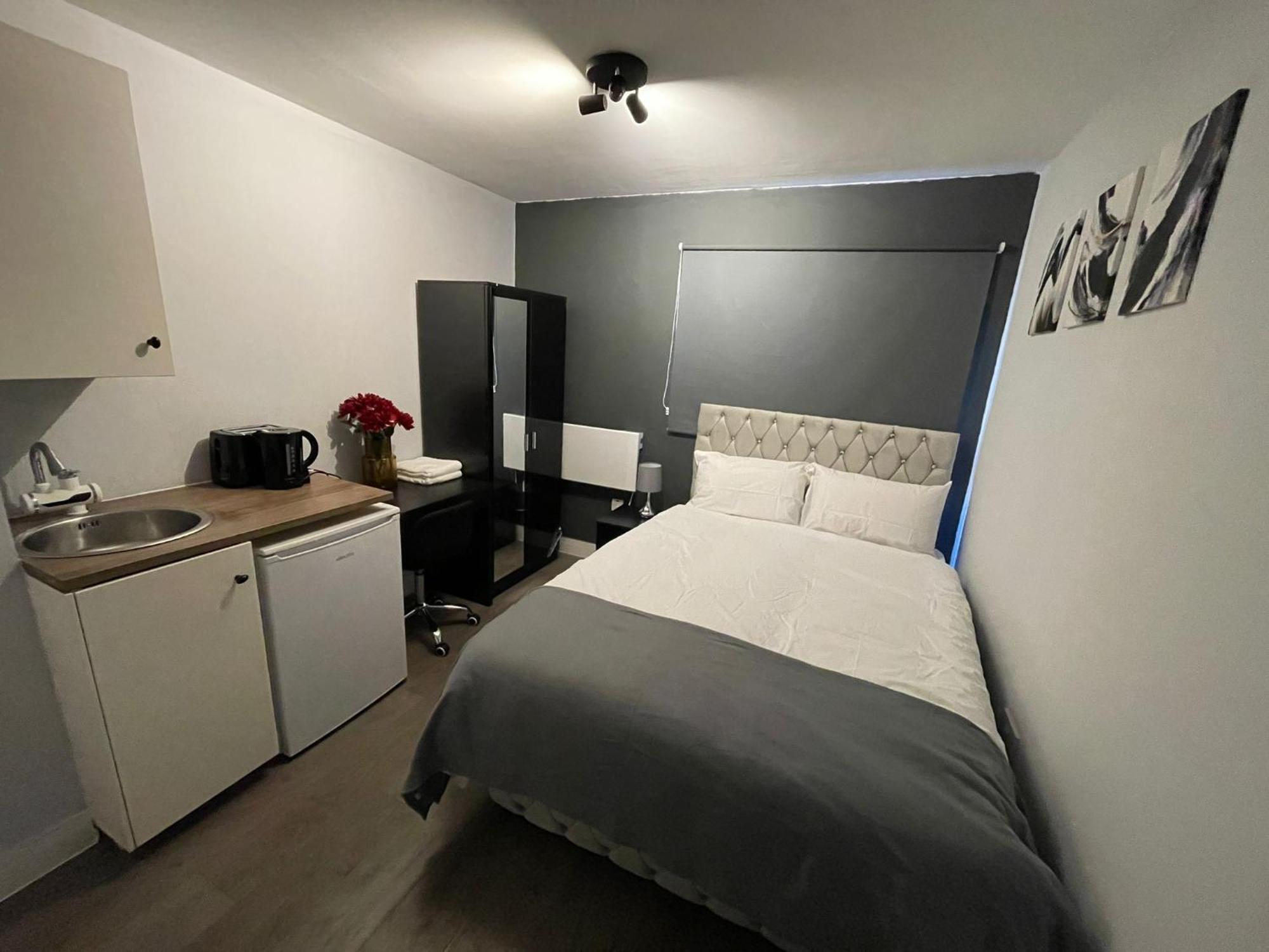 Letzi Premium Cozy Retreat Private En-Suite Rooms, Wembley Londres Exterior foto